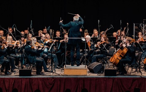 Lietuvos valstybinis simfoninis orkestras, meno vadovas ir vyr. dirigentas Gintaras Rinkevičius